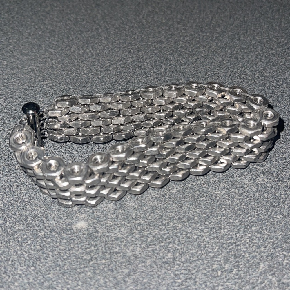 Nut bracelet - Picture 2 of 5